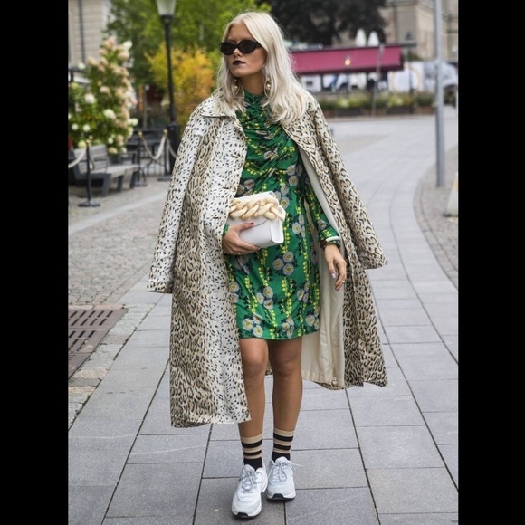 ZARA•NWOT Green Draped Casual Dress - Picture 11 of 11